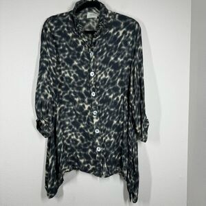 INAE Collection Button Up Blouse Ruffled Collar Long Sleeve Black Cream Large
